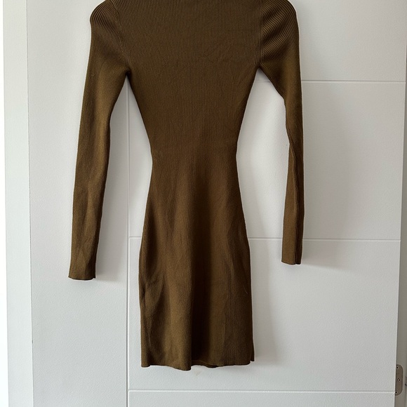 Aritzia Wilfred Cutout Dress - Picture 4 of 4